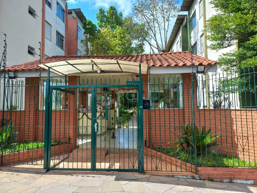 Foto 1 de Apartamento com 3 Quartos à venda, 70m² em Vila Nova, Porto Alegre