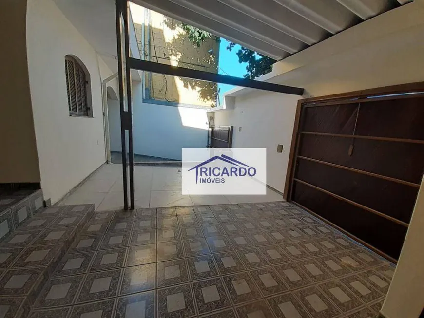 Foto 1 de Casa com 3 Quartos à venda, 242m² em Cidade Jardim Cumbica, Guarulhos