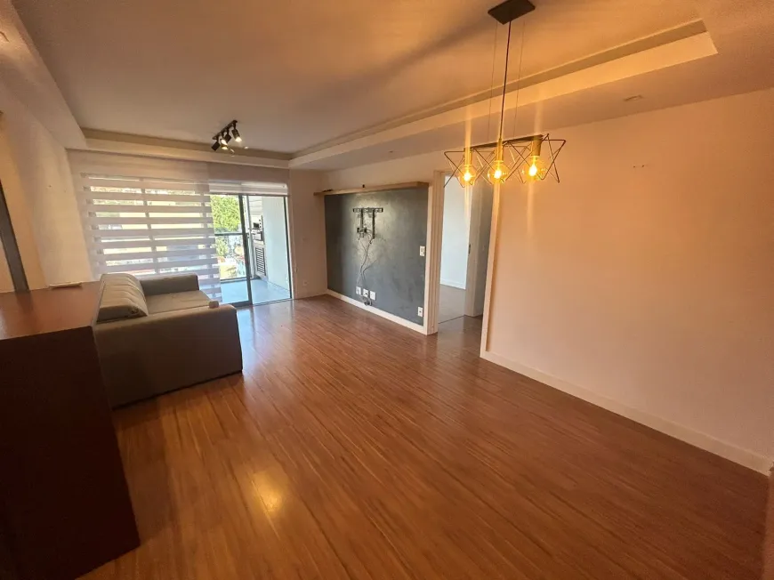 Foto 1 de Apartamento com 2 Quartos para alugar, 93m² em Agriões, Teresópolis