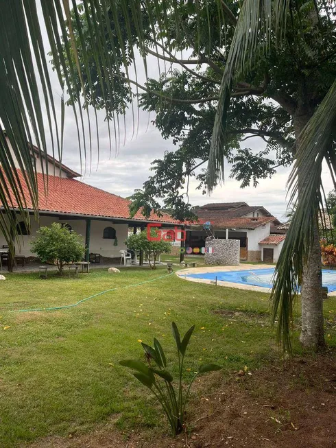 Foto 1 de Casa de Condomínio com 5 Quartos à venda, 277m² em Caravelas, Armação dos Búzios