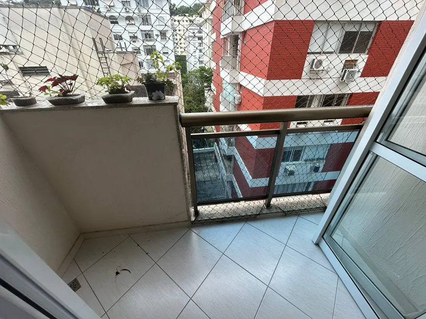 Foto 1 de Apartamento com 2 Quartos à venda, 68m² em Laranjeiras, Rio de Janeiro