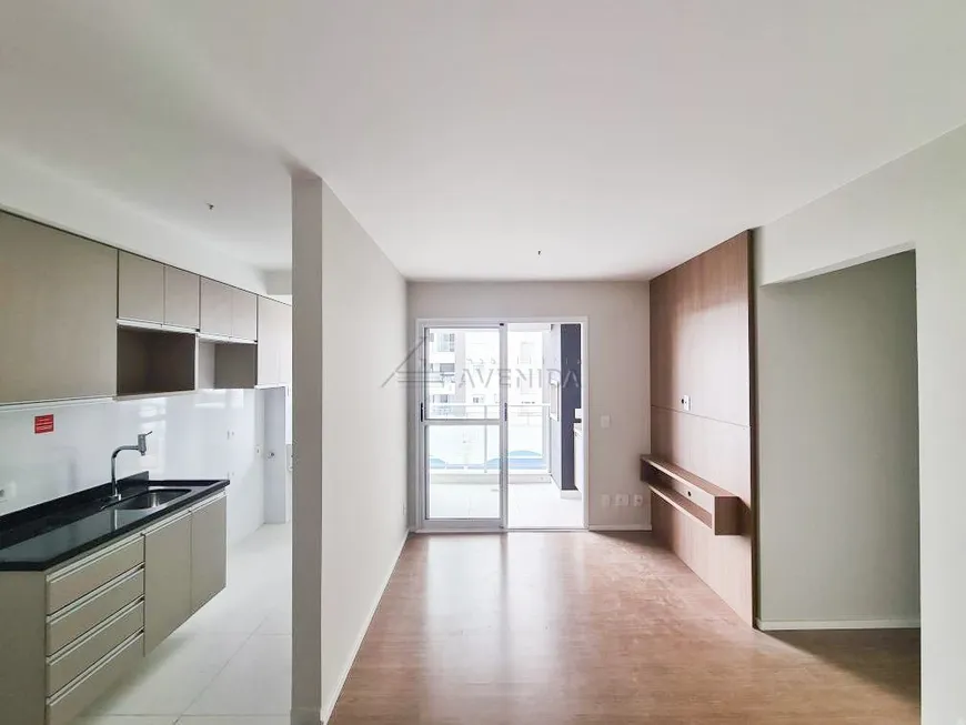 Foto 1 de Apartamento com 3 Quartos para alugar, 71m² em Jardim Presidente, Londrina