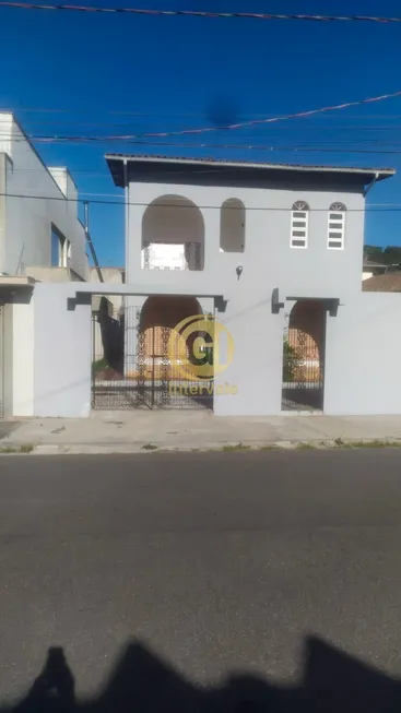 Foto 1 de Sobrado com 3 Quartos para alugar, 350m² em Caputera, Caraguatatuba