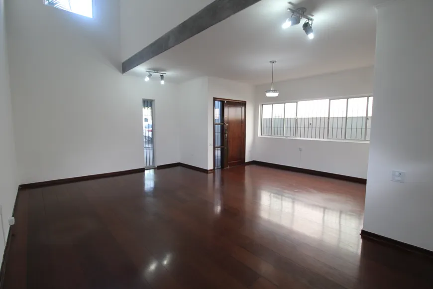 Foto 1 de Casa com 3 Quartos à venda, 196m² em Vila Mariana, São Paulo