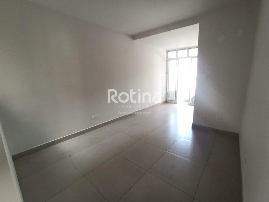 Foto 1 de Apartamento com 3 Quartos à venda, 90m² em Lidice, Uberlândia