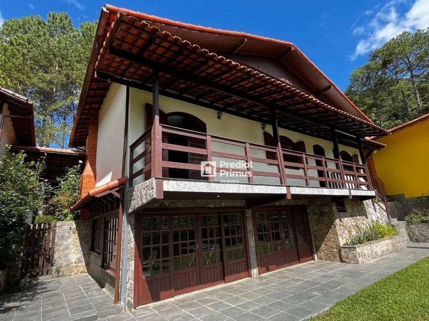 Foto 1 de Casa com 3 Quartos à venda, 352m² em Debossan, Nova Friburgo