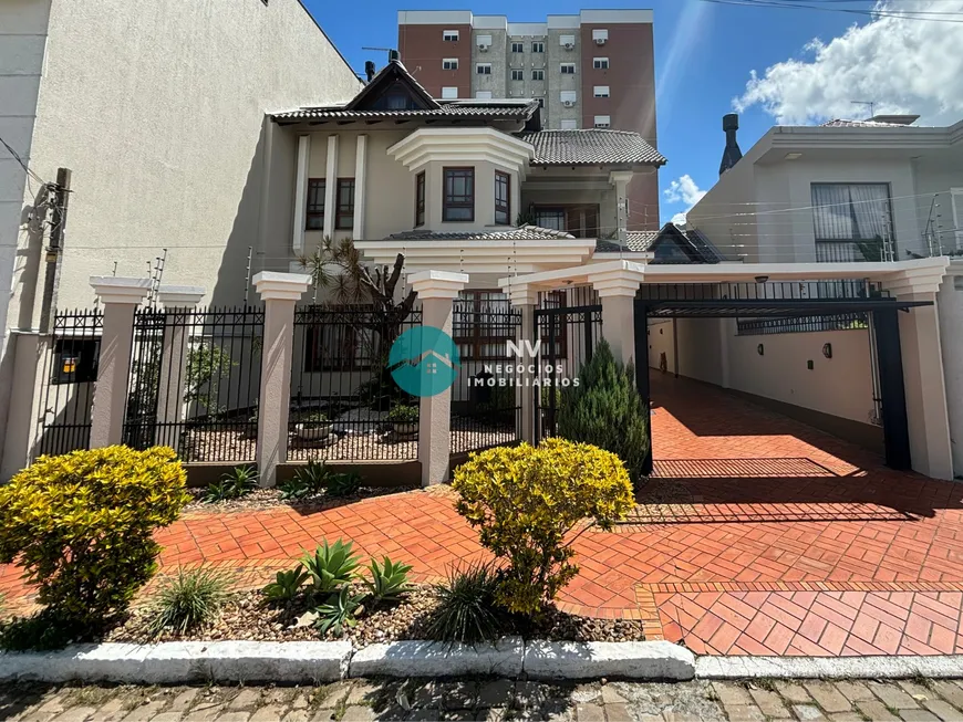 Foto 1 de Sobrado com 5 Quartos à venda, 363m² em Cidade Nova, Canoas