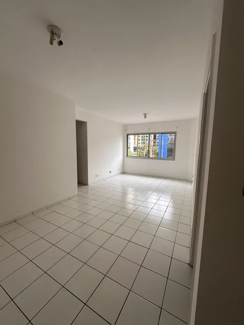 Foto 1 de Apartamento com 3 Quartos para alugar, 100m² em Vila Olímpia, São Paulo