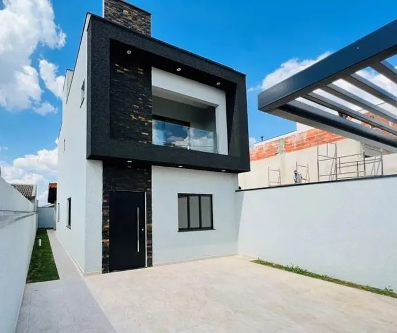 Foto 1 de Sobrado com 3 Quartos à venda, 150m² em Nova Cerejeiras, Atibaia