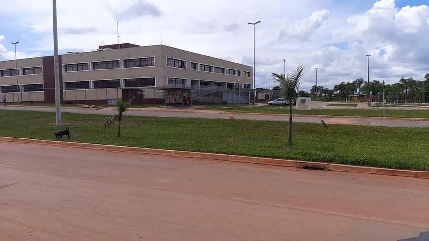 Foto 1 de Lote/Terreno à venda, 225m² em Del Lago II, Brasília