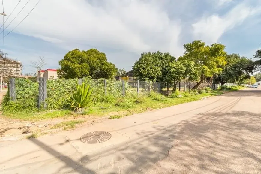 Foto 1 de Lote/Terreno para alugar, 2m² em Nonoai, Porto Alegre