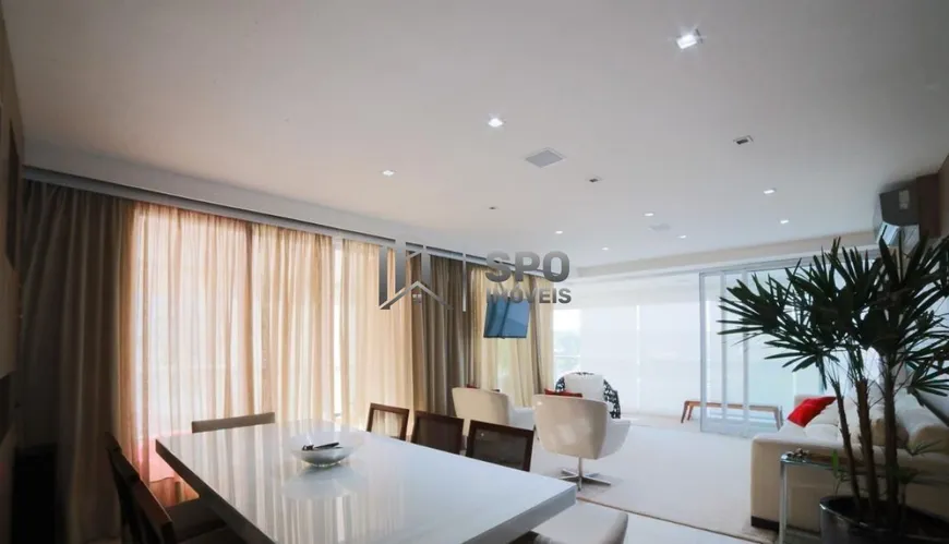 Foto 1 de Apartamento com 4 Quartos à venda, 219m² em Brooklin, São Paulo