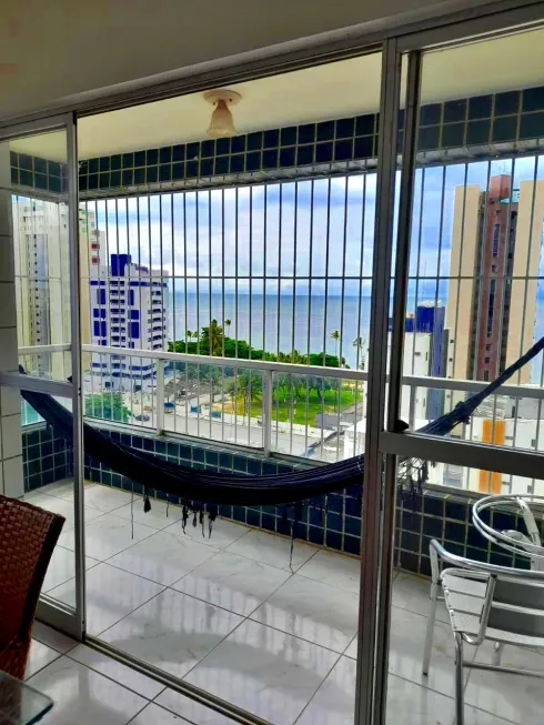 Foto 1 de Apartamento com 4 Quartos para alugar, 120m² em Candeias, Jaboatão dos Guararapes