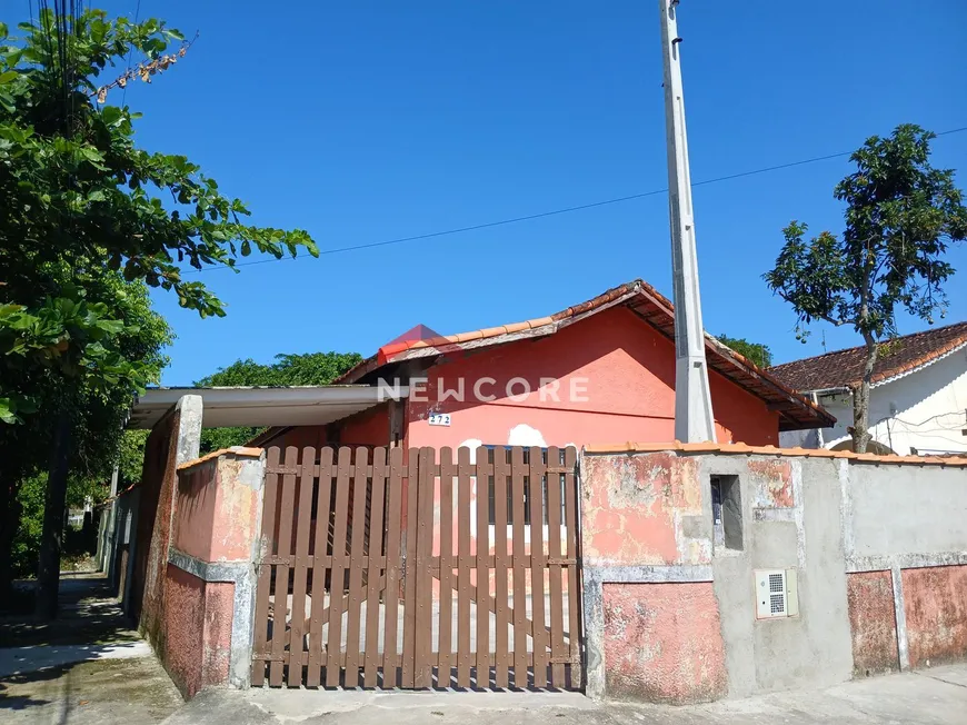 Foto 1 de Casa com 2 Quartos à venda, 90m² em Balneário Stella Maris, Peruíbe