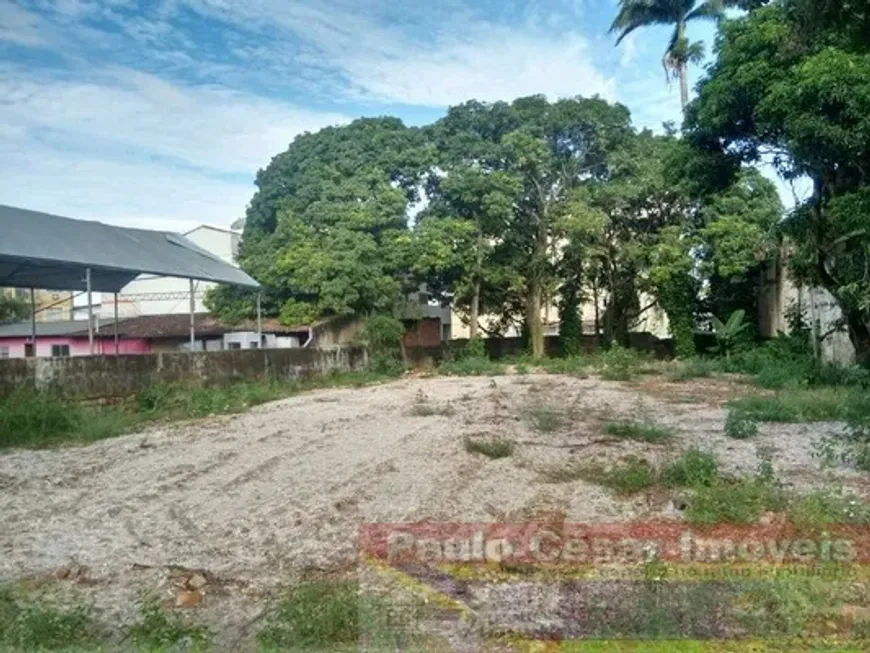 Foto 1 de Lote/Terreno à venda, 1200m² em Centro, Araruama