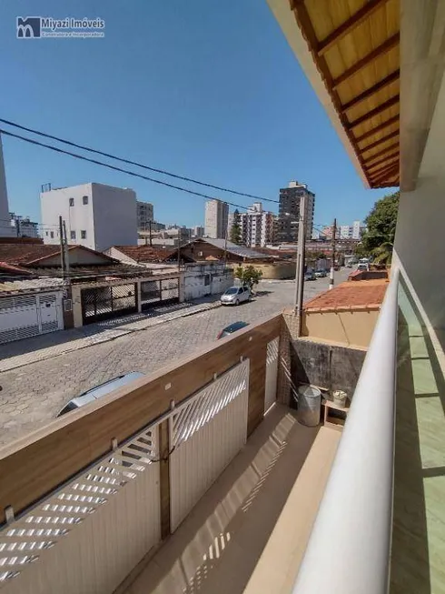 Foto 1 de Casa de Condomínio com 2 Quartos à venda, 54m² em Vila Guilhermina, Praia Grande