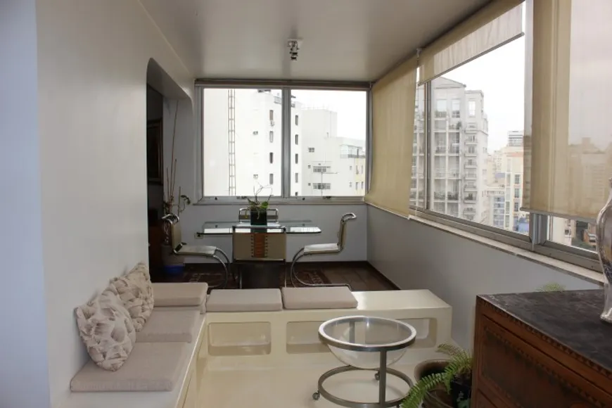 Foto 1 de Apartamento com 4 Quartos à venda, 273m² em Jardim América, São Paulo