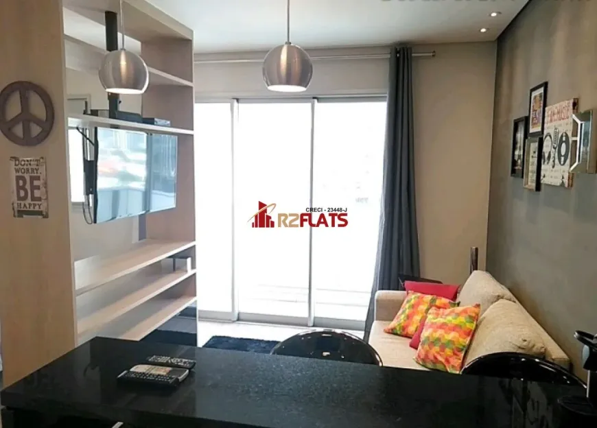 Foto 1 de Apartamento com 1 Quarto para alugar, 33m² em Brooklin, São Paulo