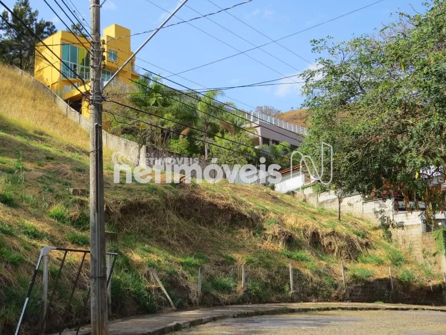 Foto 1 de Lote/Terreno à venda, 720m² em Mangabeiras, Belo Horizonte