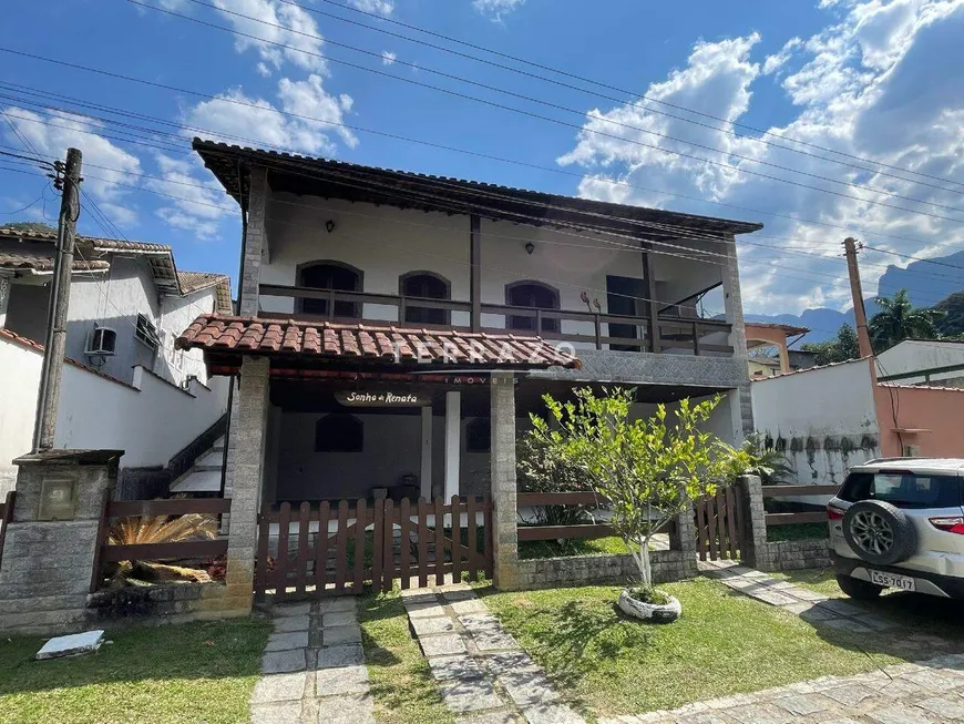 Foto 1 de Casa de Condomínio com 3 Quartos à venda, 161m² em Limoeiro, Guapimirim