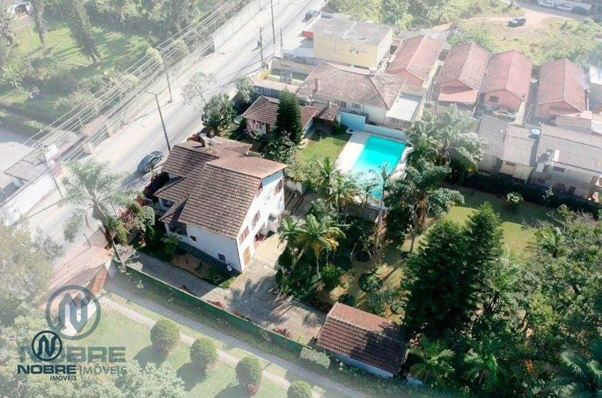 Foto 1 de Casa com 3 Quartos à venda, 350m² em Bom Retiro, Teresópolis