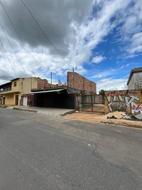 Foto 1 de Casa com 4 Quartos à venda, 180m² em Icaivera, Betim