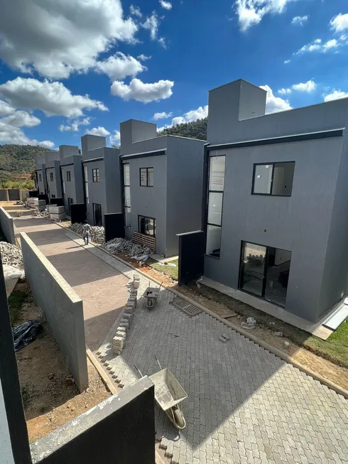 Foto 1 de Casa com 2 Quartos à venda, 150m² em Santo Antonio da Barra, Pedro Leopoldo