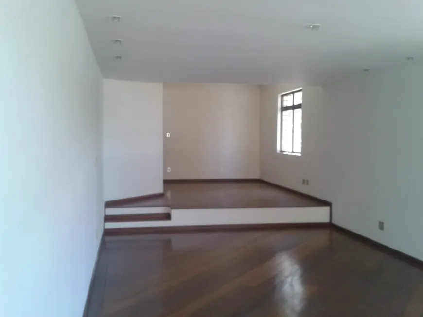 Foto 1 de Apartamento com 4 Quartos à venda, 216m² em Gutierrez, Belo Horizonte