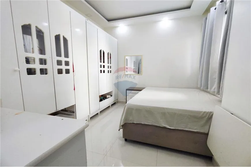 Foto 1 de Apartamento com 3 Quartos à venda, 90m² em Flores, Manaus