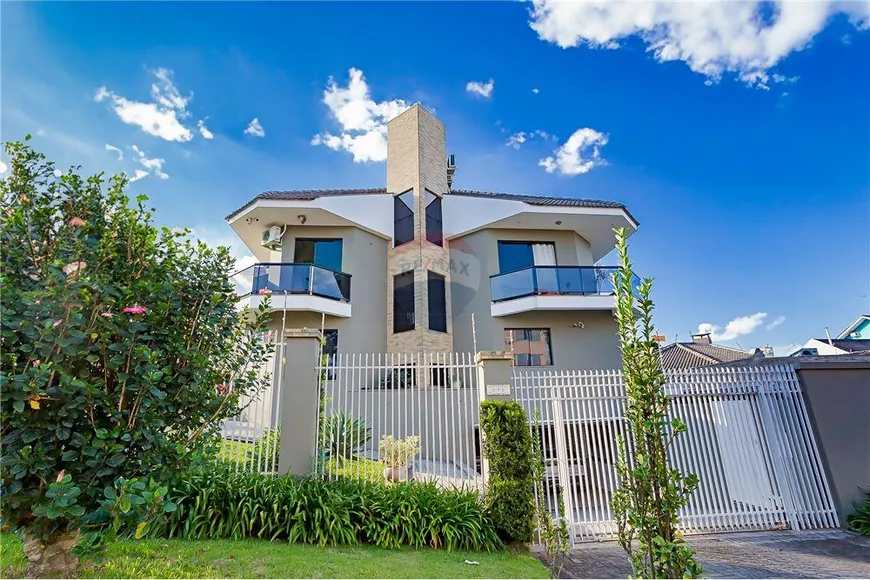 Foto 1 de Casa com 4 Quartos à venda, 408m² em Rebouças, Curitiba