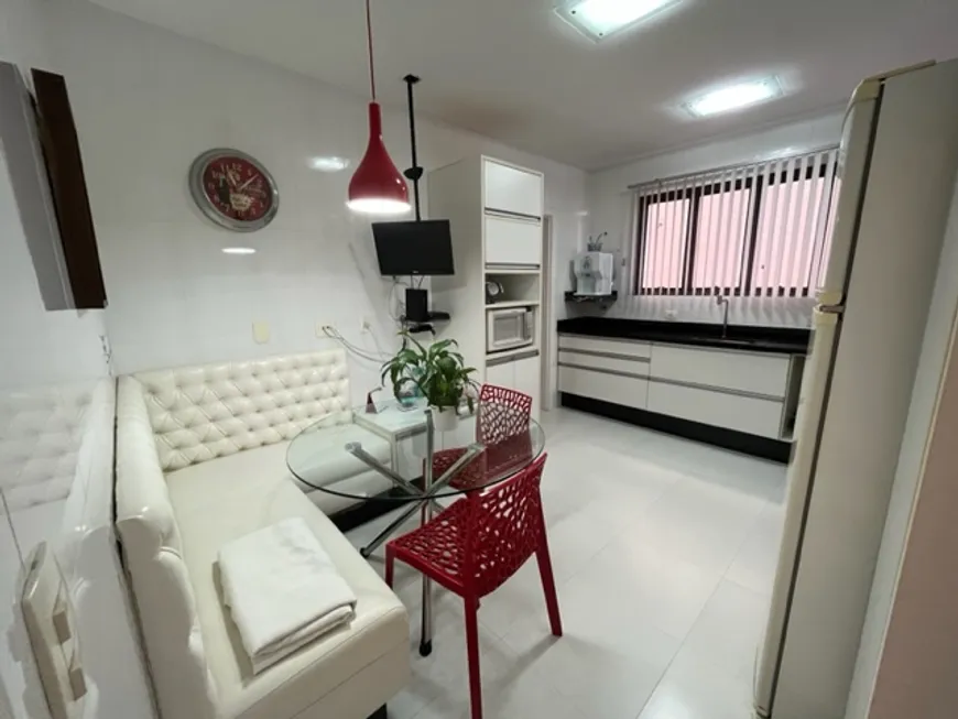 Foto 1 de Apartamento com 3 Quartos à venda, 160m² em Ponta da Praia, Santos