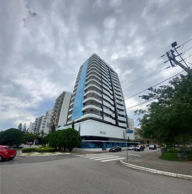 Foto 1 de Apartamento com 4 Quartos à venda, 211m² em Agronômica, Florianópolis