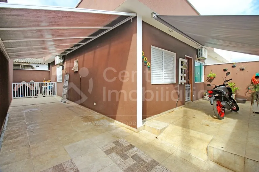 Foto 1 de Casa com 2 Quartos à venda, 60m² em Vila Romar , Peruíbe