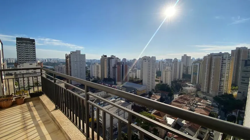Foto 1 de Cobertura com 4 Quartos à venda, 200m² em Vila Mariana, São Paulo