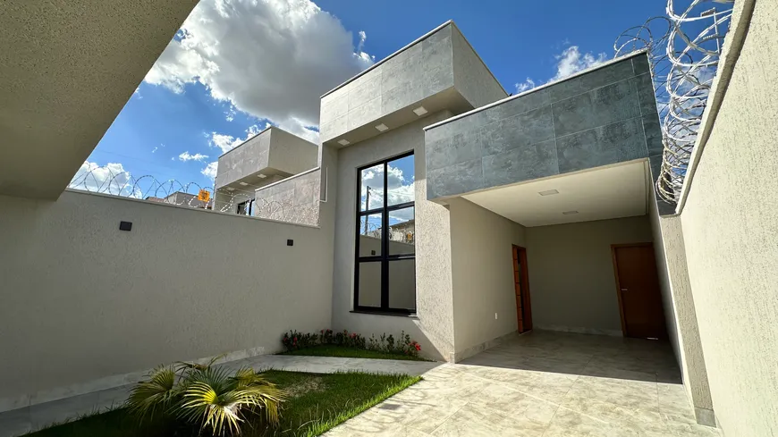 Foto 1 de Casa com 3 Quartos à venda, 124m² em Setor Tres Marias I, Goiânia