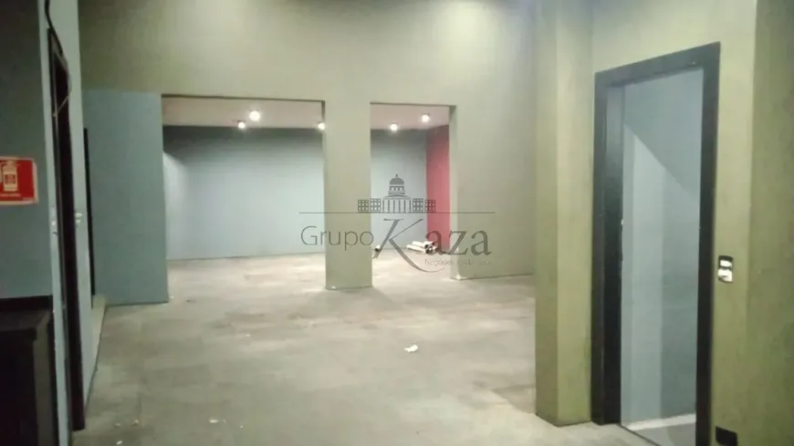 Foto 1 de Galpão/Depósito/Armazém à venda, 270m² em Vila Nova Conceição, São Paulo