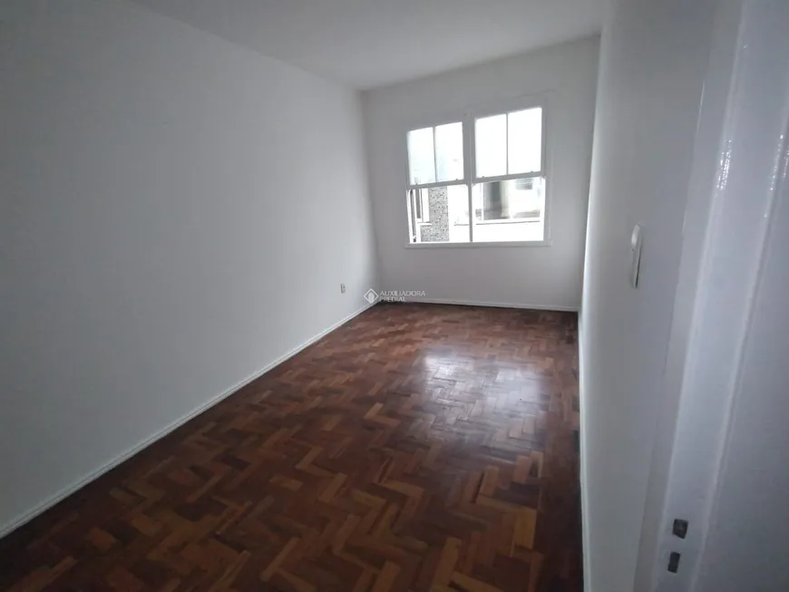 Foto 1 de Apartamento com 1 Quarto à venda, 42m² em Farroupilha, Porto Alegre