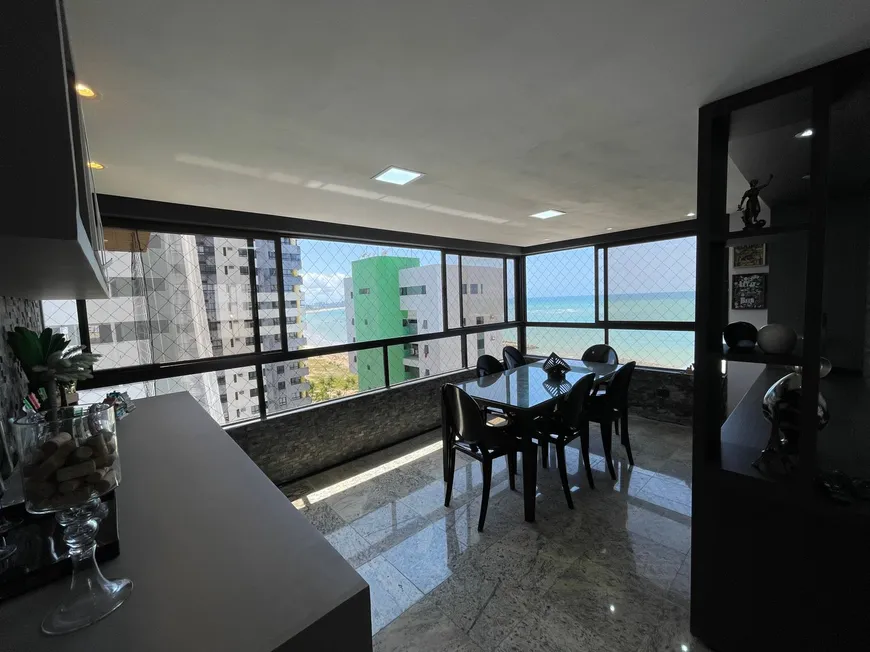 Foto 1 de Apartamento com 4 Quartos à venda, 176m² em Candeias, Jaboatão dos Guararapes