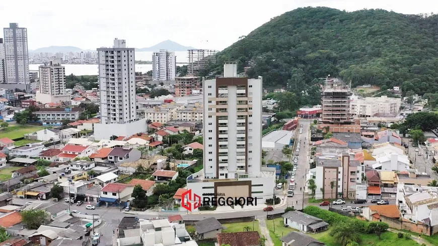 Foto 1 de Apartamento com 2 Quartos à venda, 81m² em Fazenda, Itajaí