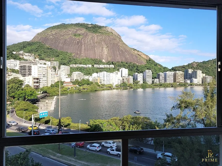 Foto 1 de Apartamento com 3 Quartos à venda, 147m² em Lagoa, Rio de Janeiro