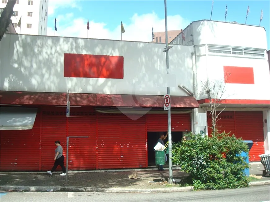 Foto 1 de Ponto Comercial para venda ou aluguel, 719m² em Vila Nova Conceição, São Paulo