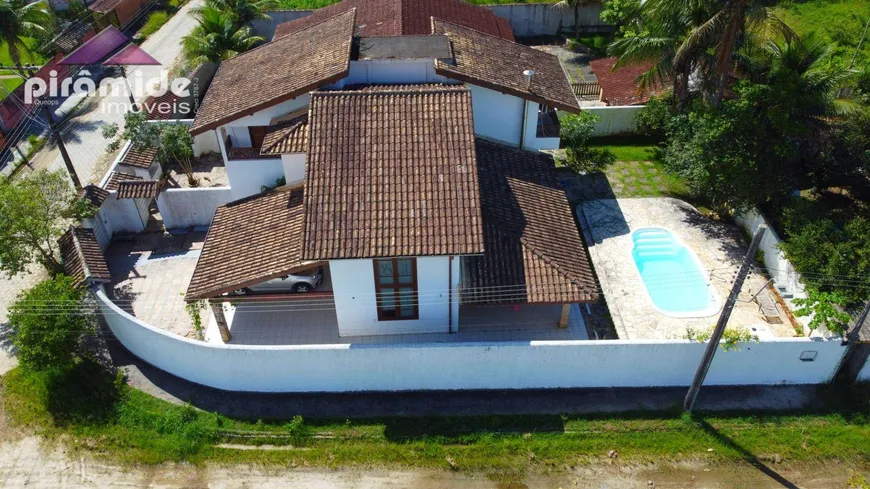 Foto 1 de Casa com 3 Quartos à venda, 245m² em Capricórnio II, Caraguatatuba