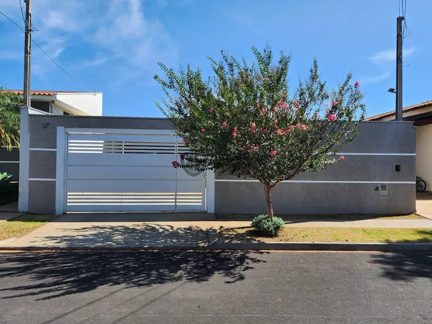 Foto 1 de Casa de Condomínio com 3 Quartos à venda, 163m² em Jardim dos Flamboyants, Araraquara