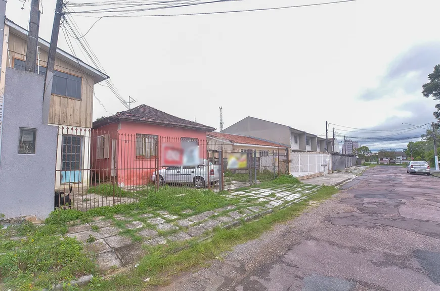 Foto 1 de Lote/Terreno à venda, 240m² em Cajuru, Curitiba