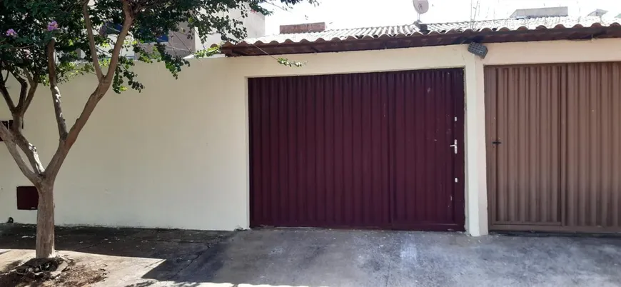 Foto 1 de Casa com 3 Quartos à venda, 120m² em Goia 2, Goiânia