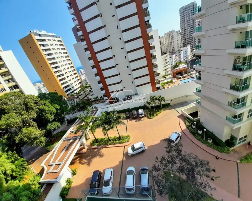 Foto 1 de Apartamento com 4 Quartos à venda, 187m² em Barra, Salvador