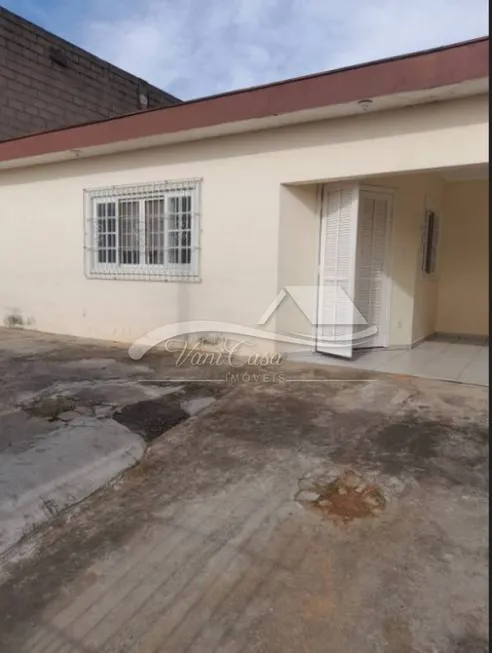 Foto 1 de Casa com 3 Quartos à venda, 178m² em Centro, Peruíbe