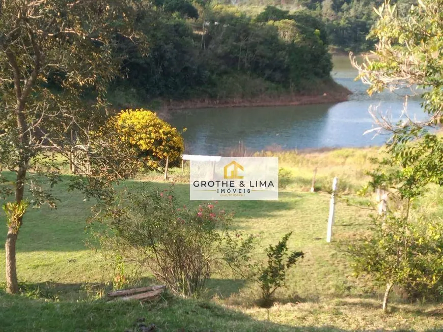 Foto 1 de Fazenda/Sítio com 3 Quartos à venda, 100m² em Centro, Santa Branca