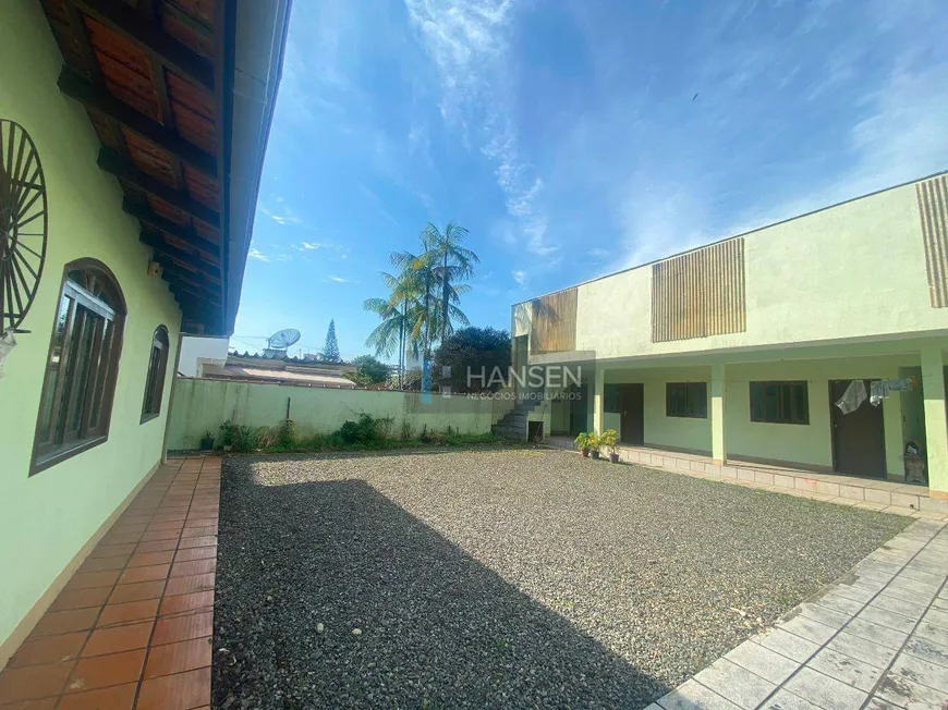 Foto 1 de Casa com 4 Quartos à venda, 200m² em Saguaçú, Joinville