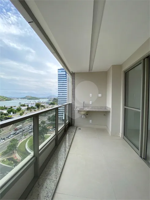 Foto 1 de Apartamento com 4 Quartos à venda, 137m² em Enseada do Suá, Vitória